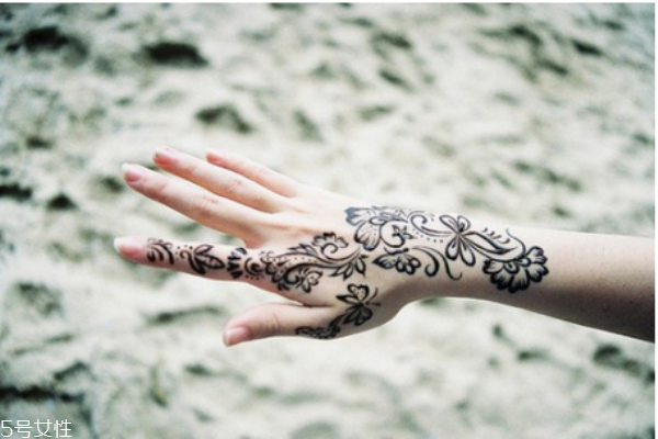 手指粗怎么變細(xì) 讓你遠(yuǎn)離大而粗的手 手指粗怎么變細(xì) 讓你遠(yuǎn)離大而粗的手