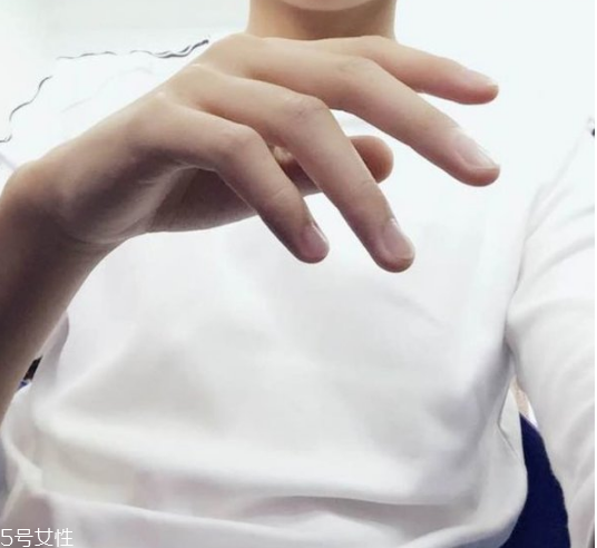 手指粗怎么變細(xì) 讓你遠(yuǎn)離大而粗的手 手指粗怎么變細(xì) 讓你遠(yuǎn)離大而粗的手
