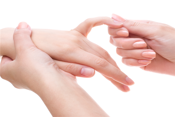 按摩手指有什么好處 按摩手指能治什么病 按摩手指有什么好處 按摩手指能治什么病