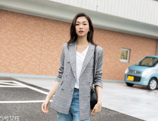 秋季格紋衣服搭配圖片 輕松應(yīng)對不同場合 秋季格紋衣服搭配圖片 輕松應(yīng)對不同場合