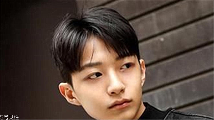 2022年男生流行的發(fā)型 3款發(fā)型帥到飛起 2022年男生流行的發(fā)型 3款發(fā)型帥到飛起