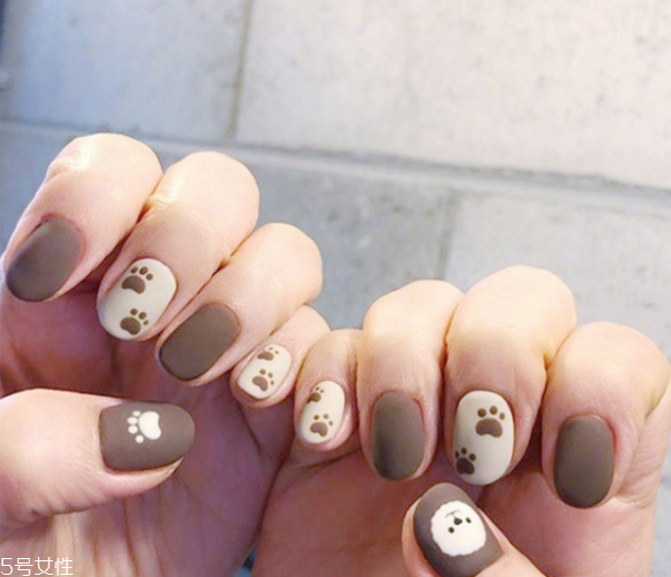 2022美甲流行色顯手白 推薦這四大色 2022美甲流行色顯手白 推薦這四大色