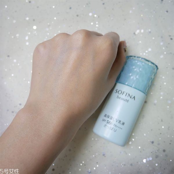 六款防曬霜對(duì)比實(shí)驗(yàn) 夏末防曬更重要 六款防曬霜對(duì)比實(shí)驗(yàn) 夏末防曬更重要