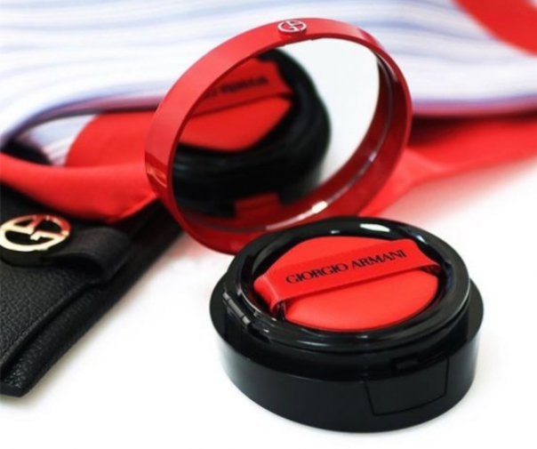 夏天用什么氣墊不脫妝 這樣讓氣墊更自然更持久 夏天用什么氣墊不脫妝 這樣讓氣墊更自然更持久