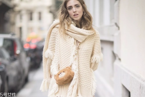 單肩包和斜挎包區(qū)別 要學(xué)會(huì)區(qū)分清楚 單肩包和斜挎包區(qū)別 要學(xué)會(huì)區(qū)分清楚