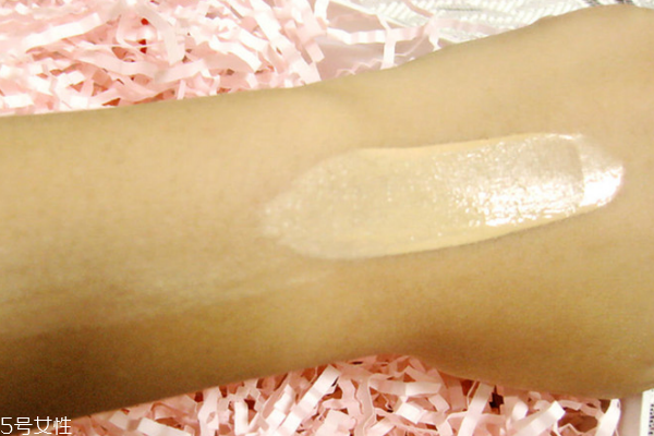 粉底液為什么會悶痘 粉底液悶痘的原因 粉底液為什么會悶痘 粉底液悶痘的原因