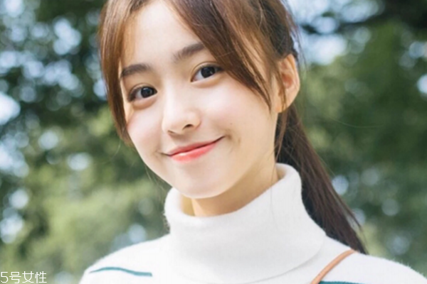 卡粉什么意思 妝后卡粉就怪它 卡粉什么意思 妝后卡粉就怪它