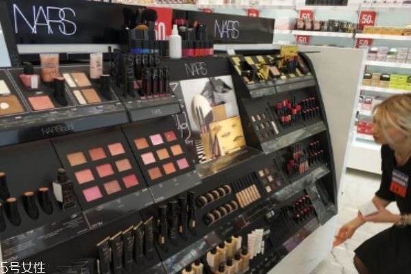 俄羅斯化妝品為什么便宜 俄羅斯化妝品必買清單 俄羅斯化妝品為什么便宜 俄羅斯化妝品必買清單