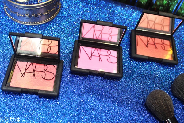 nars腮紅哪個(gè)顏色好看 日常妝不能缺少這3個(gè)色 nars腮紅哪個(gè)顏色好看 日常妝不能缺少這3個(gè)色