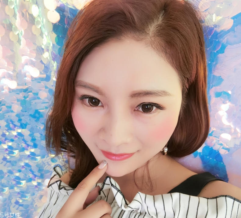 nars腮紅哪個(gè)顏色好看 日常妝不能缺少這3個(gè)色 nars腮紅哪個(gè)顏色好看 日常妝不能缺少這3個(gè)色