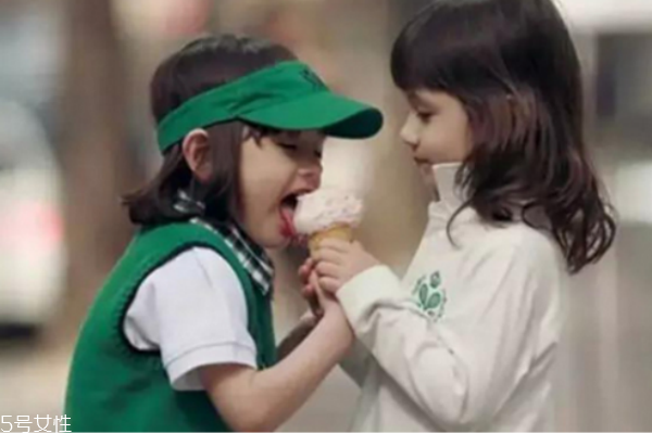 女人生二胎的最佳年齡是多大 女人生二胎的最佳年齡是多大