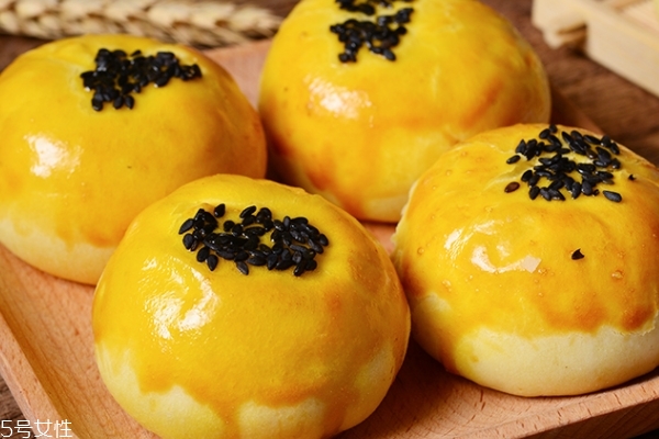 流心月餅價(jià)格 好吃不便宜 流心月餅價(jià)格 好吃不便宜