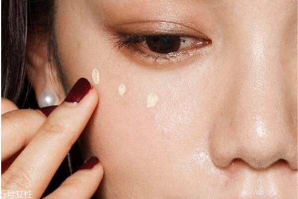 遮瑕化妝的正確流程 遮瑕化妝步驟 遮瑕化妝的正確流程 遮瑕化妝步驟