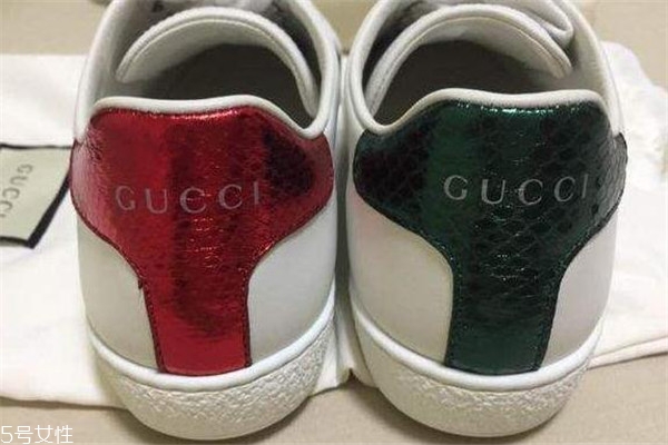gucci蜜蜂小白鞋真假 辨別方法很簡單 gucci蜜蜂小白鞋真假 辨別方法很簡單