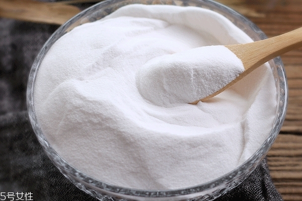 蘇打粉和小蘇打一樣嗎 是一個東西 蘇打粉和小蘇打一樣嗎 是一個東西