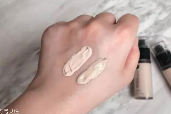 平價粉底液哪個好用 平價粉底液好用排行榜 平價粉底液哪個好用 平價粉底液好用排行榜