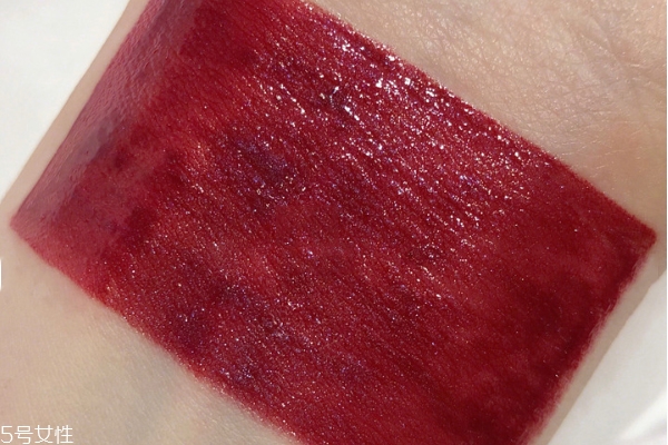 阿瑪尼黑管哪個(gè)顯白 五只巨顯白的阿瑪尼黑管 阿瑪尼黑管哪個(gè)顯白 五只巨顯白的阿瑪尼黑管