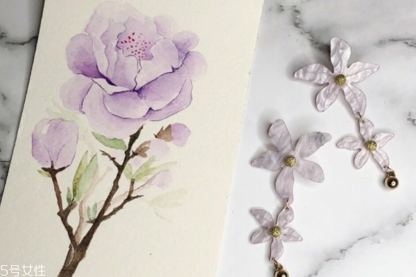 初戀紫色好物合集 冷艷女王的顏色 初戀紫色好物合集 冷艷女王的顏色