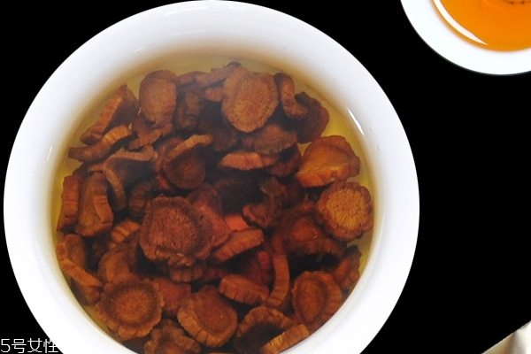 牛蒡茶會對身體有害嗎 過量才有害 牛蒡茶會對身體有害嗎 過量才有害