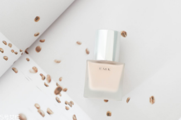 rmk水凝粉底霜新版怎么樣 rmk粉底液測評 rmk水凝粉底霜新版怎么樣 rmk粉底液測評