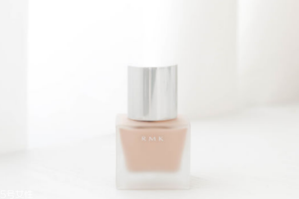 rmk水凝粉底霜新版怎么樣 rmk粉底液測評 rmk水凝粉底霜新版怎么樣 rmk粉底液測評