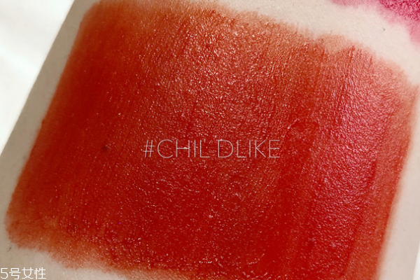 3ce唇釉哪個色號好看 涂上秒變白皙的四只唇釉 3ce唇釉哪個色號好看 涂上秒變白皙的四只唇釉