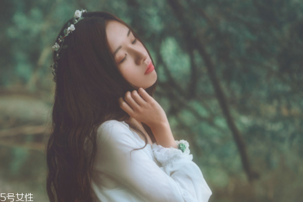 去眼部皺紋最好的方法 魚尾紋除皺方法 去眼部皺紋最好的方法 魚尾紋除皺方法