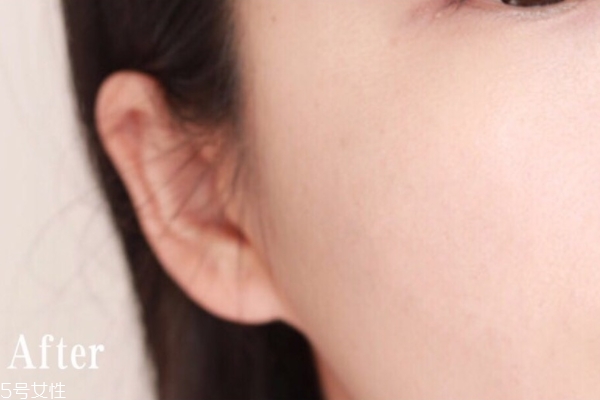 ysl氣墊pk蘭蔻氣墊 你會(huì)更愛(ài)哪一款 ysl氣墊pk蘭蔻氣墊 你會(huì)更愛(ài)哪一款