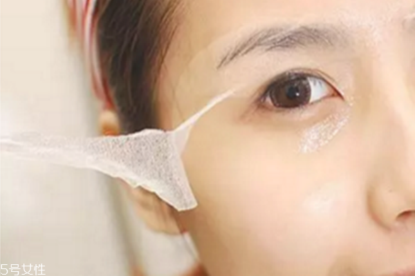 魚(yú)尾紋貼眼膜有用嗎 去眼部皺紋最好的眼膜 魚(yú)尾紋貼眼膜有用嗎 去眼部皺紋最好的眼膜