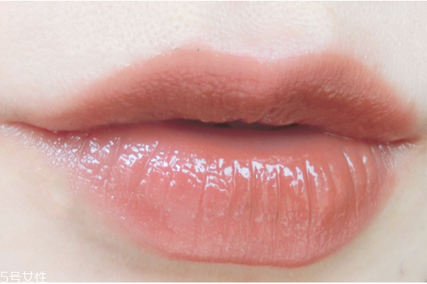 日系小清新妝容的畫(huà)法 不同風(fēng)格的日系妝容 日系小清新妝容的畫(huà)法 不同風(fēng)格的日系妝容