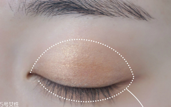 元旦約會(huì)妝容步驟畫法 優(yōu)雅又有女人味 元旦約會(huì)妝容步驟畫法 優(yōu)雅又有女人味