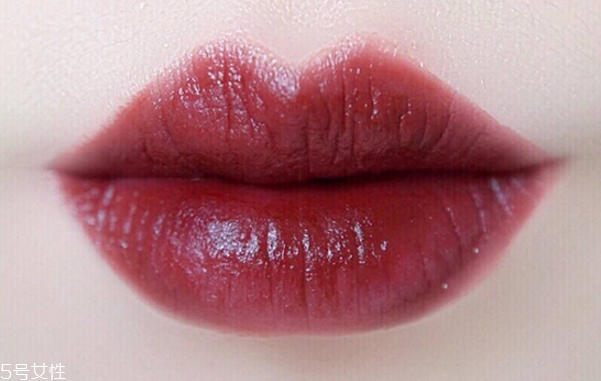 香奈兒口紅哪個顏色顯白 香奈兒口紅最火的色號 香奈兒口紅哪個顏色顯白 香奈兒口紅最火的色號