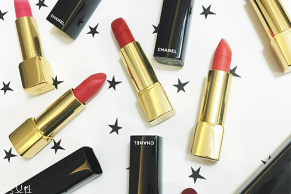 香奈兒口紅哪個顏色顯白 香奈兒口紅最火的色號 香奈兒口紅哪個顏色顯白 香奈兒口紅最火的色號