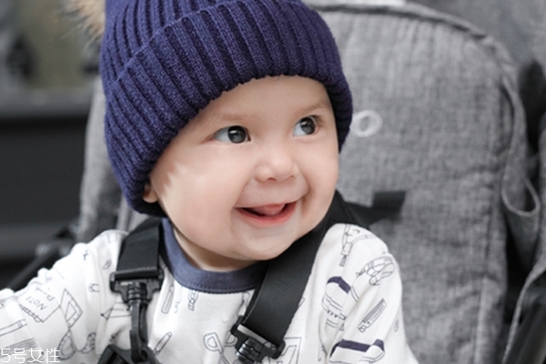 寶寶乳牙如何護理 寶寶牙齒護理方法大全 寶寶乳牙如何護理 寶寶牙齒護理方法大全