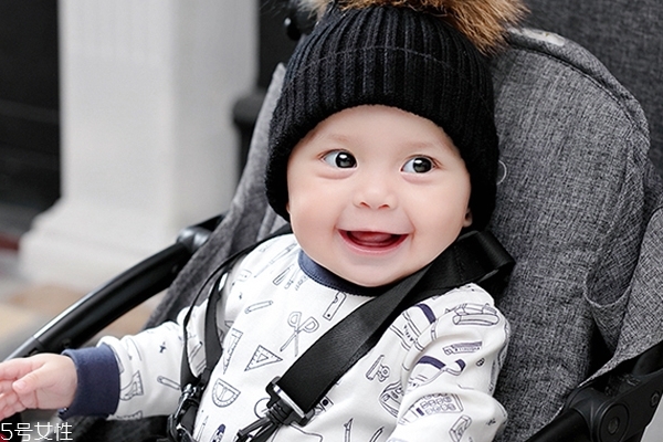 寶寶乳牙如何護理 寶寶牙齒護理方法大全 寶寶乳牙如何護理 寶寶牙齒護理方法大全