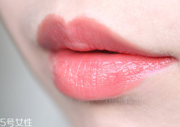 2022流行什么唇色 3種唇色迷倒眾生 2022流行什么唇色 3種唇色迷倒眾生