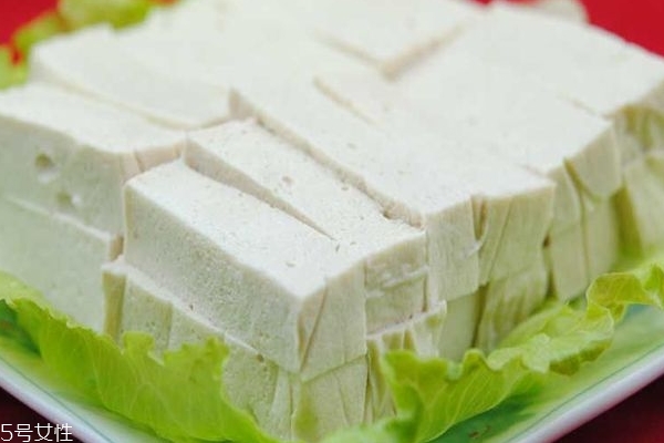 豆腐為什么要焯水 去掉豆腥味 豆腐為什么要焯水 去掉豆腥味