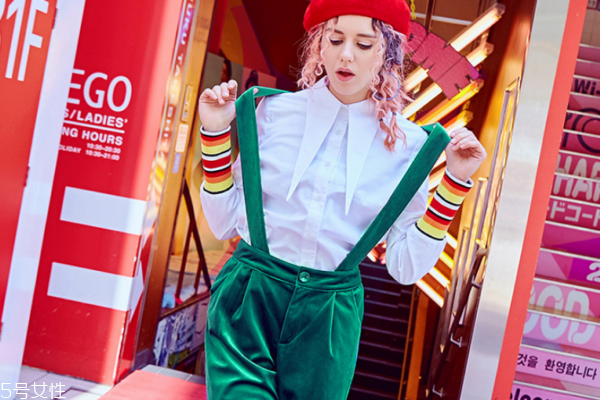 襯衣染上血跡怎么洗 可以使用淡鹽水 襯衣染上血跡怎么洗 可以使用淡鹽水