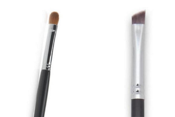必備眼影刷有哪幾種 眼影刷分類 必備眼影刷有哪幾種 眼影刷分類