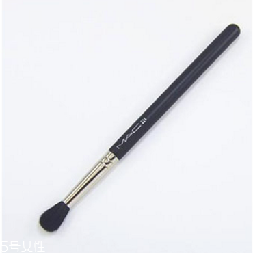 必備眼影刷有哪幾種 眼影刷分類 必備眼影刷有哪幾種 眼影刷分類