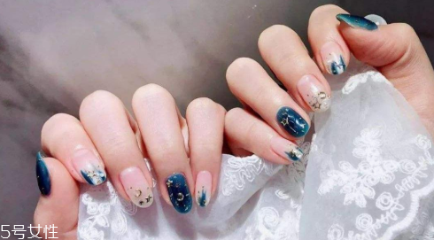 高人氣暈染美甲圖片 這幾款讓你的氣質(zhì)暴增 高人氣暈染美甲圖片 這幾款讓你的氣質(zhì)暴增