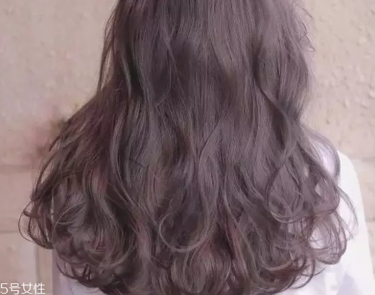 秋冬流行什么卷發(fā) 這幾款誰(shuí)剪誰(shuí)好看 秋冬流行什么卷發(fā) 這幾款誰(shuí)剪誰(shuí)好看