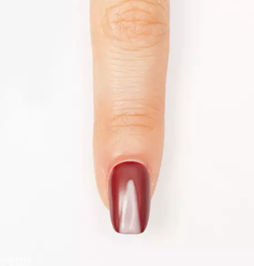 另類磨砂紅美甲圖片 讓人魅力四射的紅色風(fēng)暴 另類磨砂紅美甲圖片 讓人魅力四射的紅色風(fēng)暴