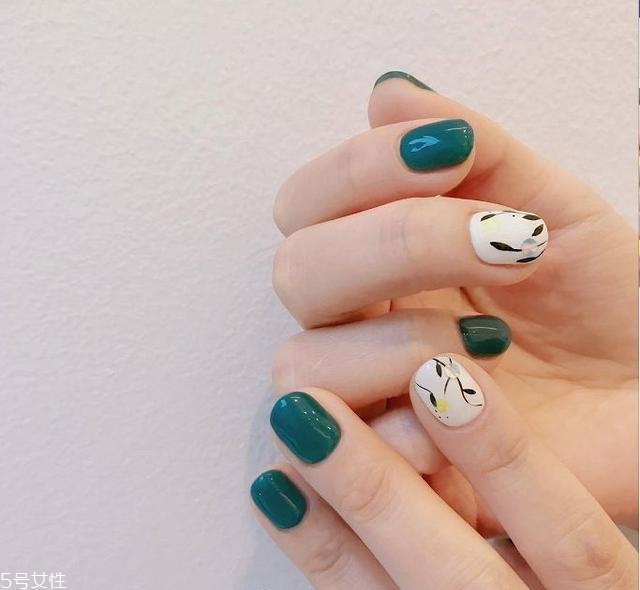 通勤風(fēng)美甲圖片 幫上班族打造專業(yè)素養(yǎng) 通勤風(fēng)美甲圖片 幫上班族打造專業(yè)素養(yǎng)