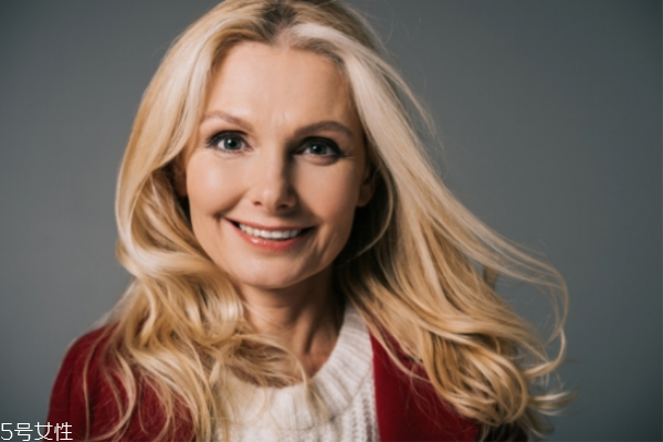 早上洗澡還是晚上洗澡好 洗澡注意事項 早上洗澡還是晚上洗澡好 洗澡注意事項