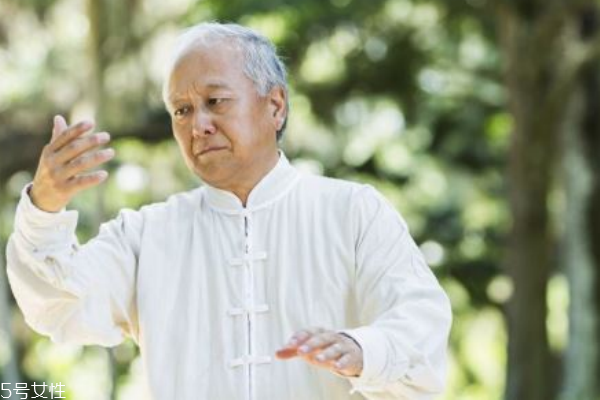 老年人患上抑郁癥怎么辦 玩游戲治療法 老年人患上抑郁癥怎么辦 玩游戲治療法