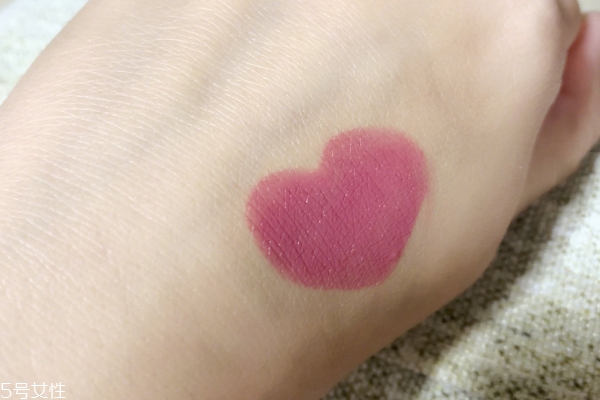 紀梵希105適合黃皮膚嗎 紀梵希105陽光小麥色試色 紀梵希105適合黃皮膚嗎 紀梵希105陽光小麥色試色