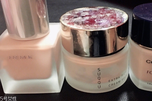 suqqu粉霜和rmk哪個好 suqqu粉霜和rmk區(qū)別 suqqu粉霜和rmk哪個好 suqqu粉霜和rmk區(qū)別
