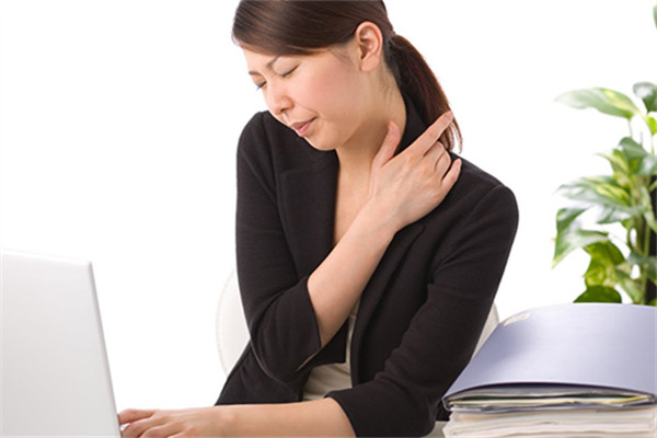 頸部疼痛的原因有什么 7大原因不容忽視 頸部疼痛的原因有什么 7大原因不容忽視