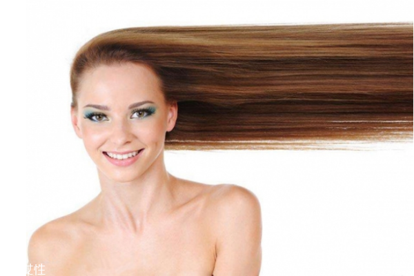 拉直的頭發(fā)剪了會(huì)彎嗎 頭發(fā)拉直后再剪的危害 拉直的頭發(fā)剪了會(huì)彎嗎 頭發(fā)拉直后再剪的危害